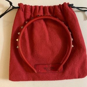 Valentino V Garavani leather head accessories